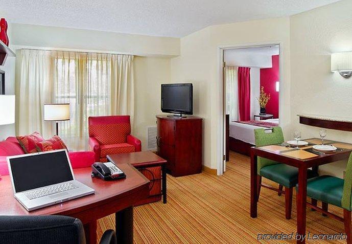 Residence Inn Tallahassee North I-10 Capital Circle Номер фото